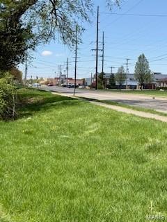 114 Ashland Ave, Fairview Heights, IL 62208