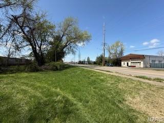 114 Ashland Ave, Fairview Heights, IL 62208