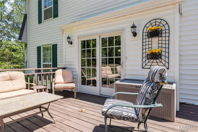 1843 Manor Hill Rd, Saint Louis, MO 63131 - view of wooden terrace