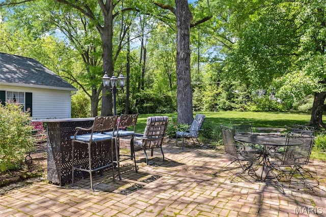 1843 Manor Hill Rd, Saint Louis, MO 63131 - view of patio / terrace featuring outdoor dining space
