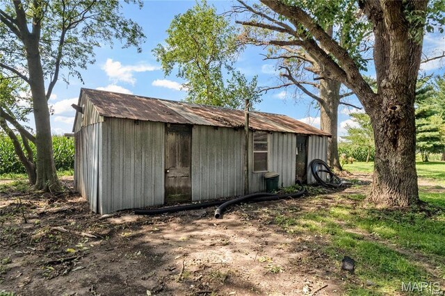 9506 B Rd, Valmeyer, IL 62295 - view of outbuilding with an outdoor structure