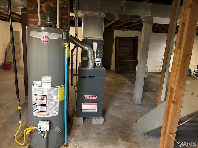 127 Whitelaw Ave, East Alton, IL 62024 - utilities with water heater