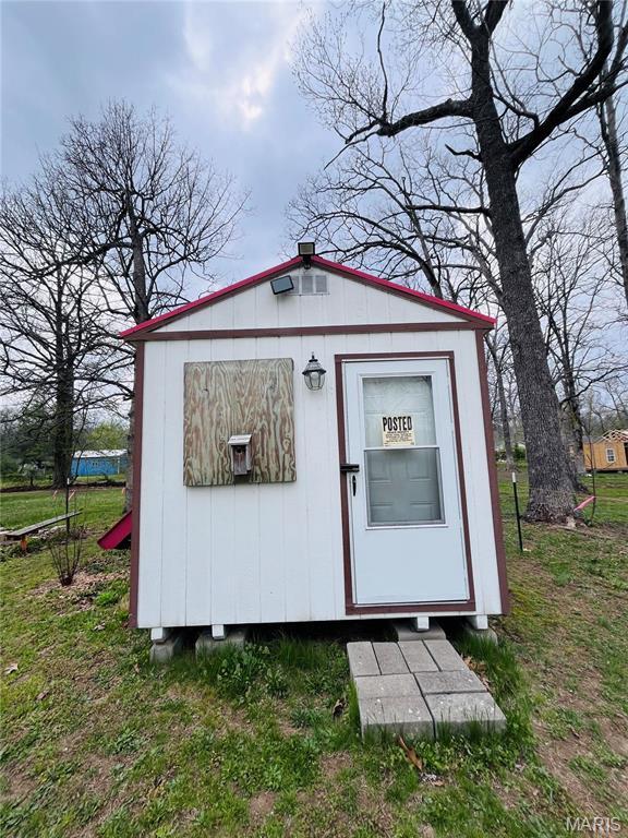 1185 W Lakeshore Dr, Bismarck, MO 63624