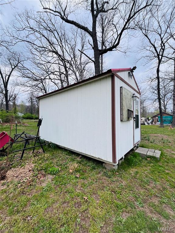 1185 W Lakeshore Dr, Bismarck, MO 63624