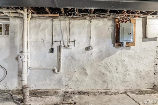 4021 Winnebago St, Saint Louis, MO 63116 - unfinished below grade area featuring electric panel