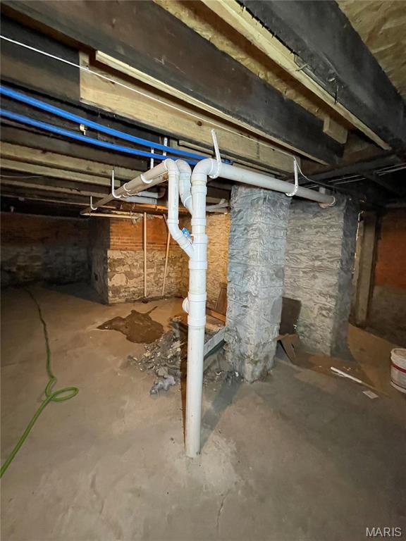 view of unfinished basement
