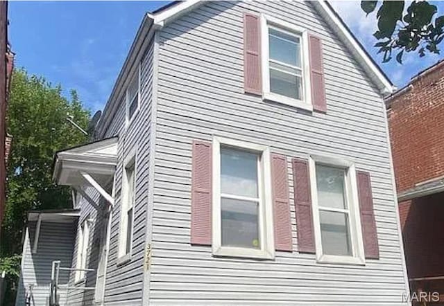 view of side of home