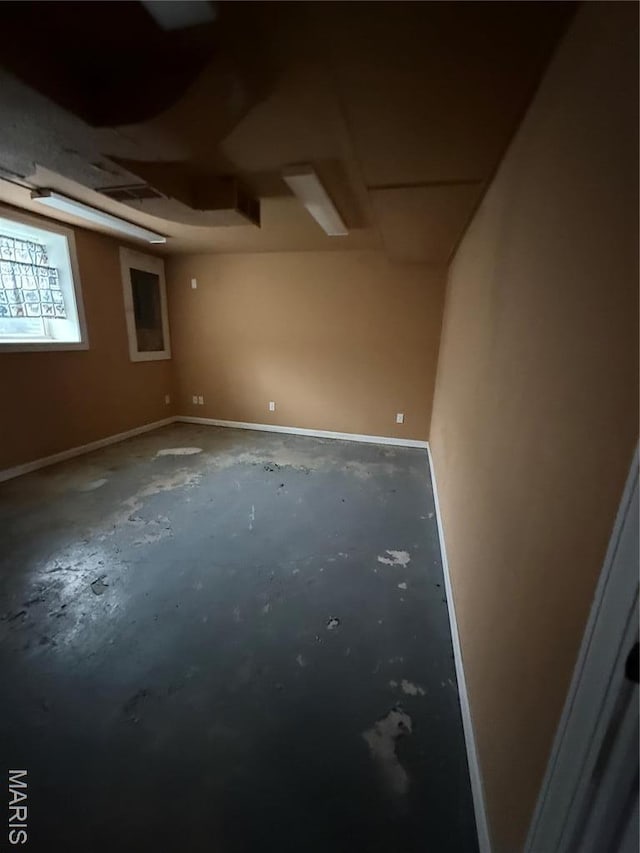5920 County Rd 20, Belleview, MO 63623 - below grade area featuring baseboards