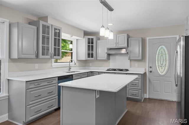 362 Hibler Ct, Saint Louis, MO 63141 - kitchen featuring gray cabinets, under cabinet range hood, freestanding refrigerator, and a sink