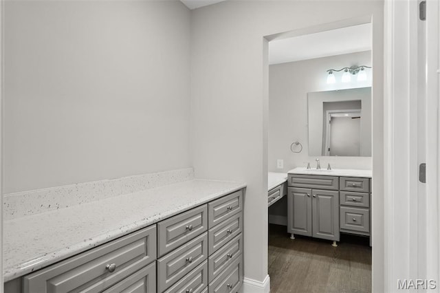 362 Hibler Ct, Saint Louis, MO 63141 - bathroom featuring wood finished floors and vanity
