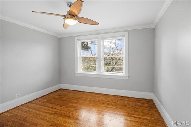 7570 Byron Pl Unit 3W, Saint Louis, MO 63105 - empty room with crown molding, baseboards, wood finished floors, and ceiling fan