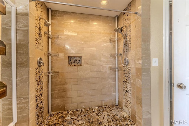 20373 Heritage Rd, Saint Robert, MO 65584 - bathroom with a tile shower and recessed lighting