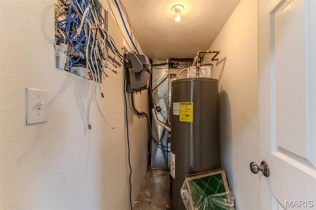 20373 Heritage Rd, Saint Robert, MO 65584 - utilities featuring water heater