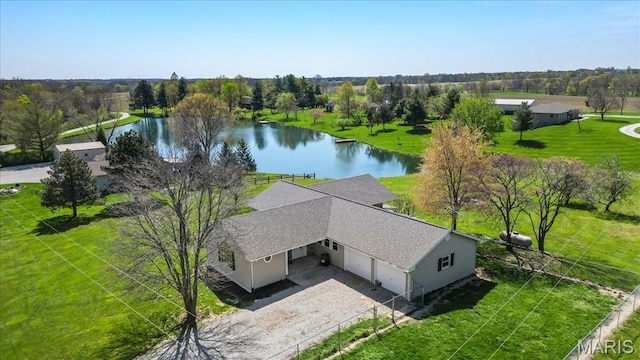 6639 Gladel Dr, Waterloo, IL 62298 - aerial view of property and surrounding area featuring a nearby body of water