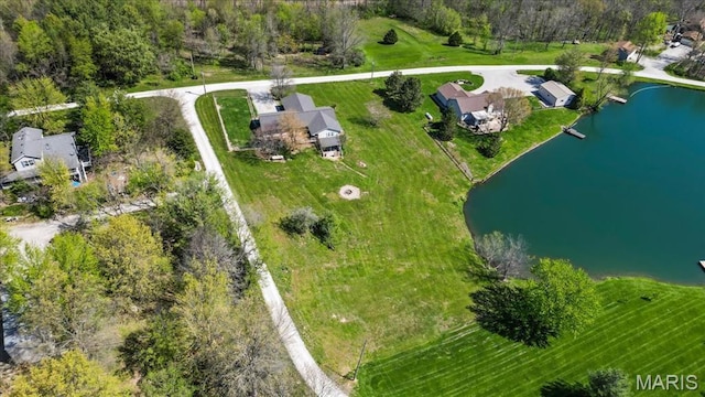 6639 Gladel Dr, Waterloo, IL 62298 - view of property location featuring a large body of water