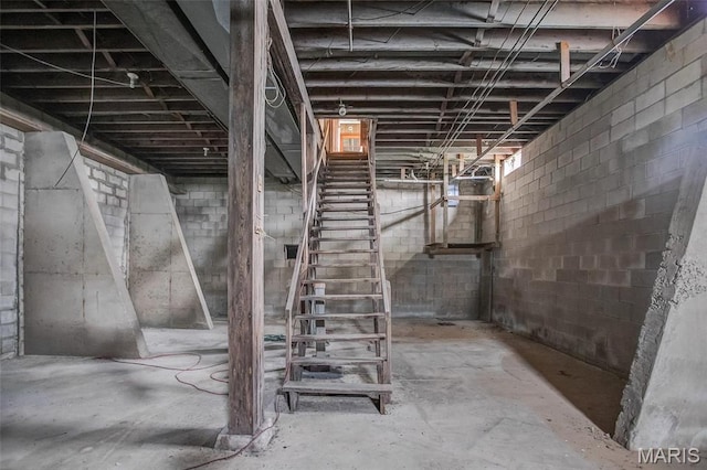 1219 N Park St, Hardin, IL 62047 - view of unfinished below grade area