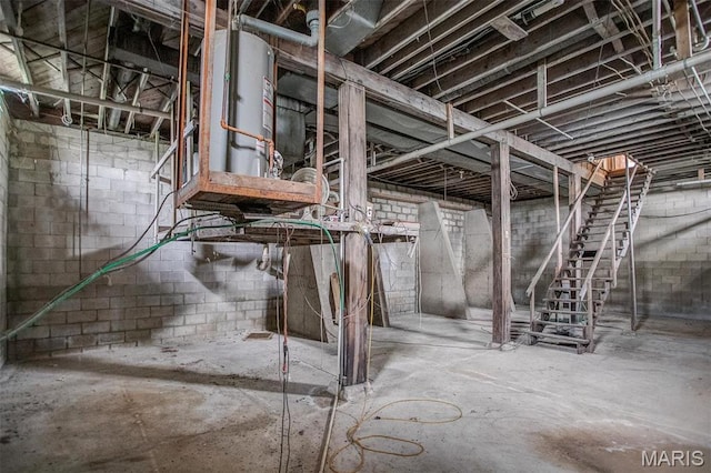 1219 N Park St, Hardin, IL 62047 - unfinished basement featuring water heater