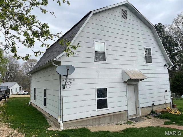 101 County Road 5170, Salem, MO 65560 - rear view of property with a gambrel roof and a lawn