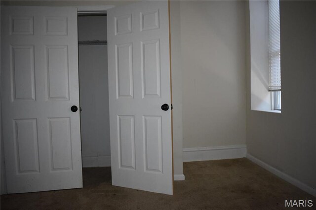 2912 Indiana Ave, Saint Louis, MO 63118 - view of closet