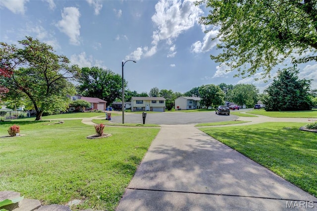 20 Cedar Park Dr, Florissant, MO 63031