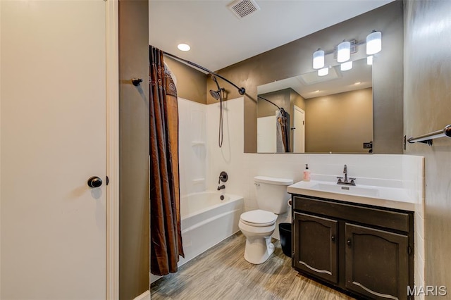 20 Cedar Park Dr, Florissant, MO 63031