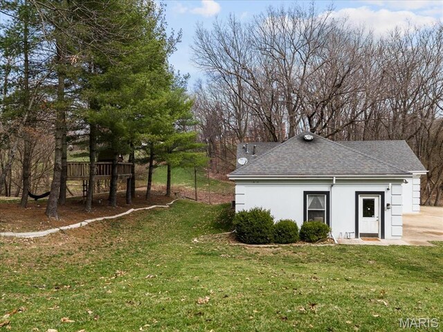 1909 Shepard Rd, Wildwood, MO 63038 - view of grassy yard with a wooden deck