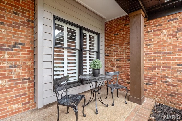 13552 Weston Park Dr, Saint Louis, MO 63131 - view of patio featuring a porch
