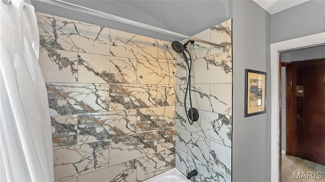 4411 Nelson Dr, Saint Louis, MO 63121 - bathroom featuring shower / bath combination with curtain