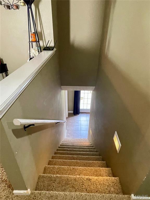 22880 Return Ln, Waynesville, MO 65583 - view of staircase