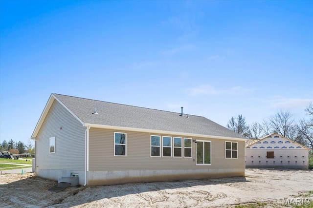 1423 Wild Ridge Estates Ct, Florissant, MO 63033 - view of back of house