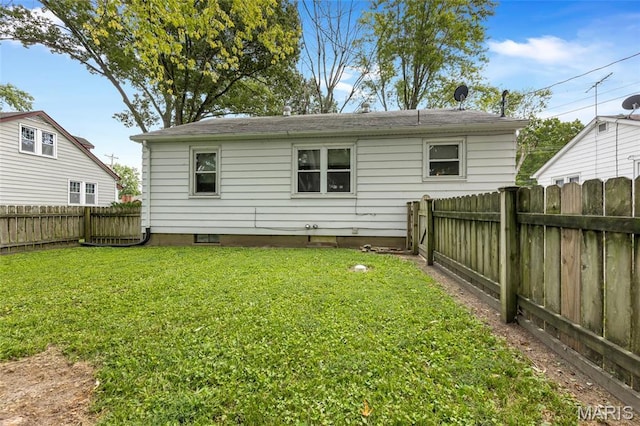 509 N Jefferson St, Mascoutah, IL 62258 - view of back of property