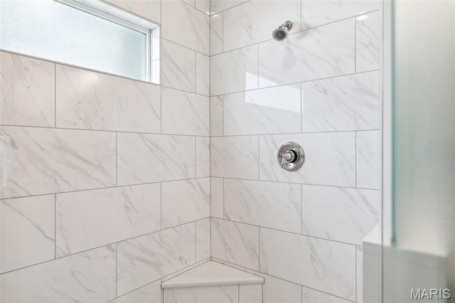 11910 Lillian Ave, Saint Louis, MO 63131 - full bath with a tile shower
