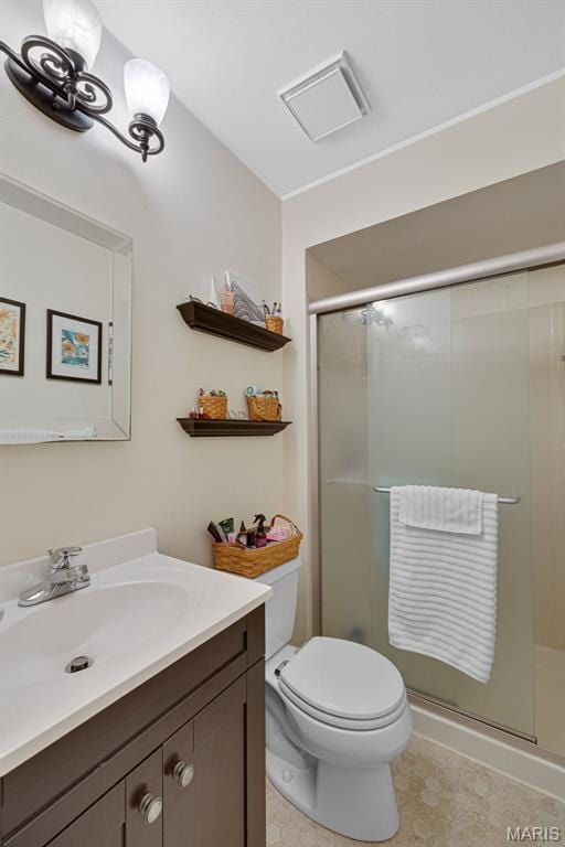 14710 Arbre Ln, Florissant, MO 63034 - full bath featuring vanity, a stall shower, and toilet