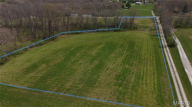 20765 Oak Rest Rd, Brighton, IL 62012