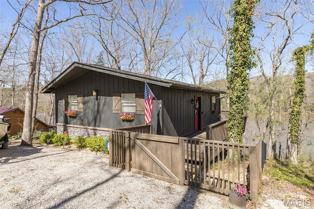 13224 Crow Ln, Saint Genevieve, MO 63670 - view of outdoor structure with a gate and fence