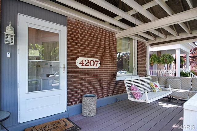 4207 Connecticut St, Saint Louis, MO 63116 - view of wooden deck