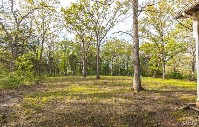 1109 Pawnee Dr, Cuba, MO 65453 - view of yard featuring a view of trees