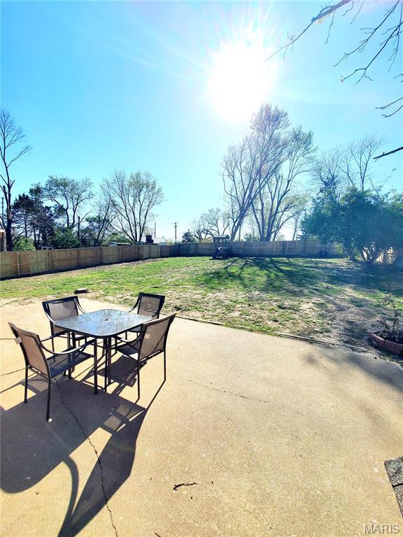 view of patio with outdoor dining space