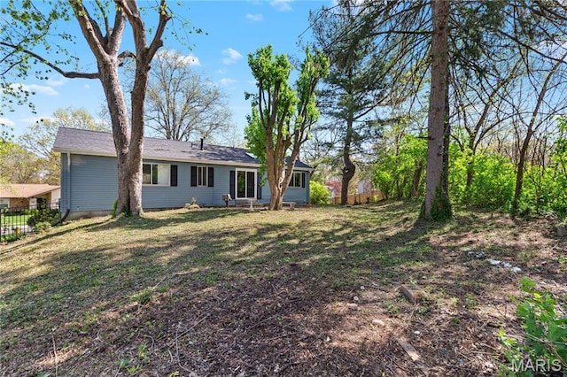 1958 Cathedral Hill Dr, Saint Louis, MO 63138 - view of yard