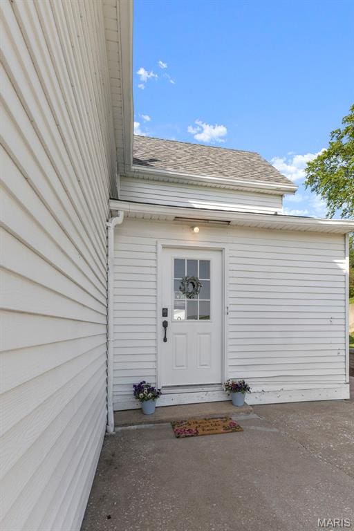 2708 Old State Route 3, Columbia, IL 62236 - entrance to property featuring a shingled roof