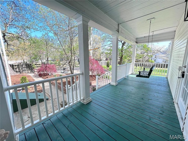 445 E 12th St, Alton, IL 62002 - wooden terrace featuring a porch