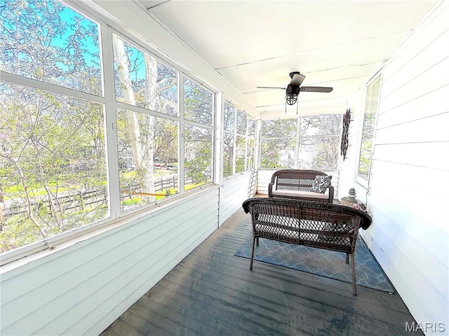 445 E 12th St, Alton, IL 62002 - sunroom with ceiling fan and plenty of natural light