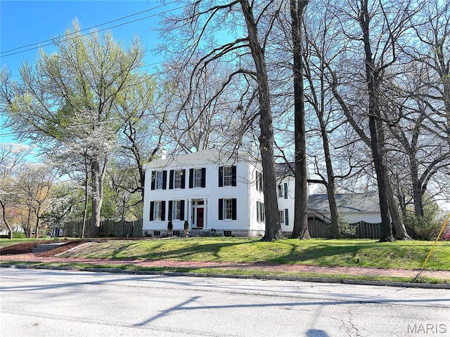 445 E 12th St, Alton, IL 62002 - colonial-style house with stucco siding