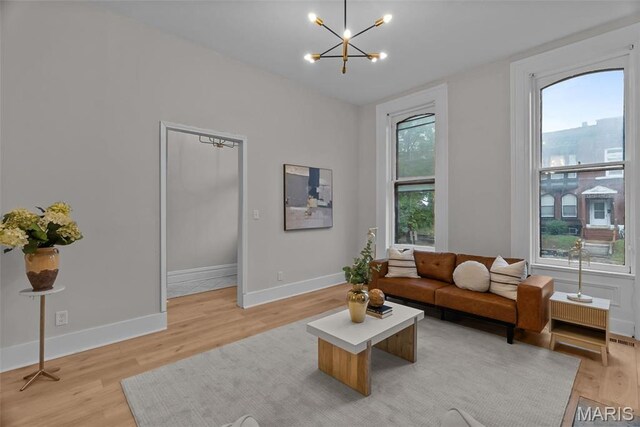 1725 Oregon Pl, Saint Louis, MO 63104 - photo 6
