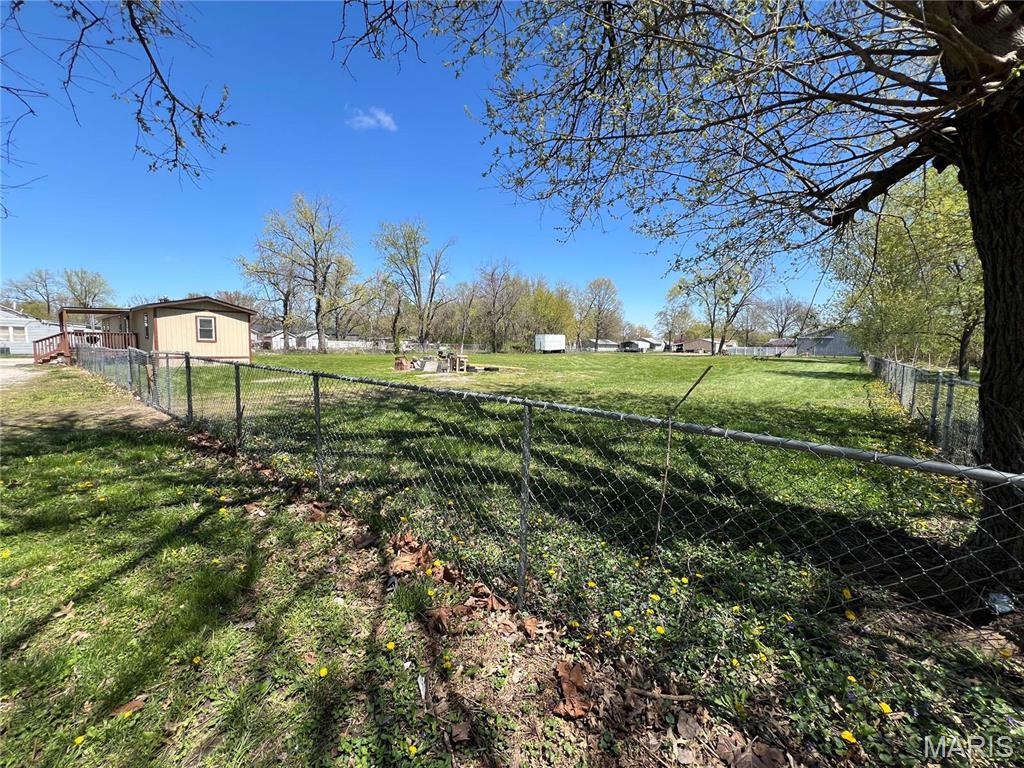 4118 Division St, Granite City, IL 62040 - view of yard with a view of countryside