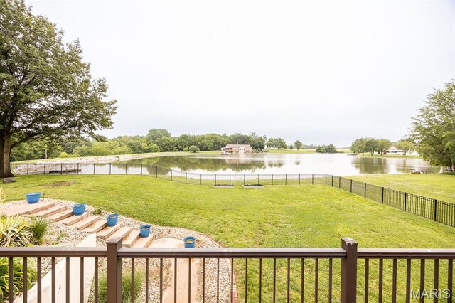 92 Rinderer Rd, Trenton, IL 62293 - view of yard featuring a water view