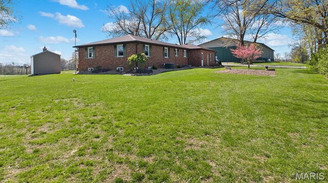 21510 Keyesport Rd, Keyesport, IL 62253 - view of green lawn with central AC