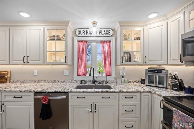 21510 Keyesport Rd, Keyesport, IL 62253 - kitchen featuring stainless steel appliances, a sink, and white cabinets