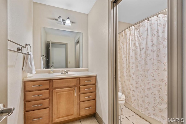 2017 Richview Dr, Saint Jacob, IL 62281 - full bathroom featuring tile patterned flooring, toilet, vanity, and curtained shower