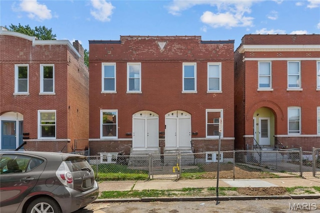 3226 Pennsylvania Ave, Saint Louis, MO 63118 - photo 1